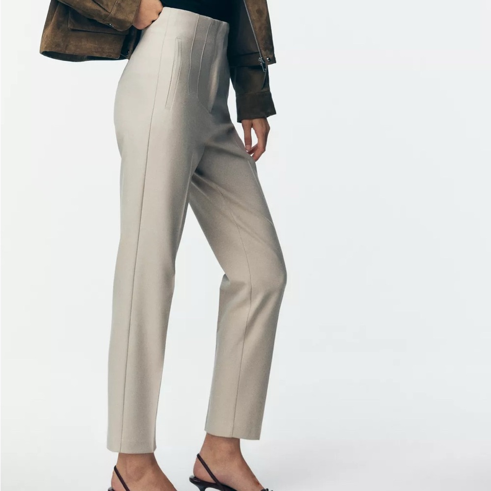 Zara Cream Ankle Cropped Pants